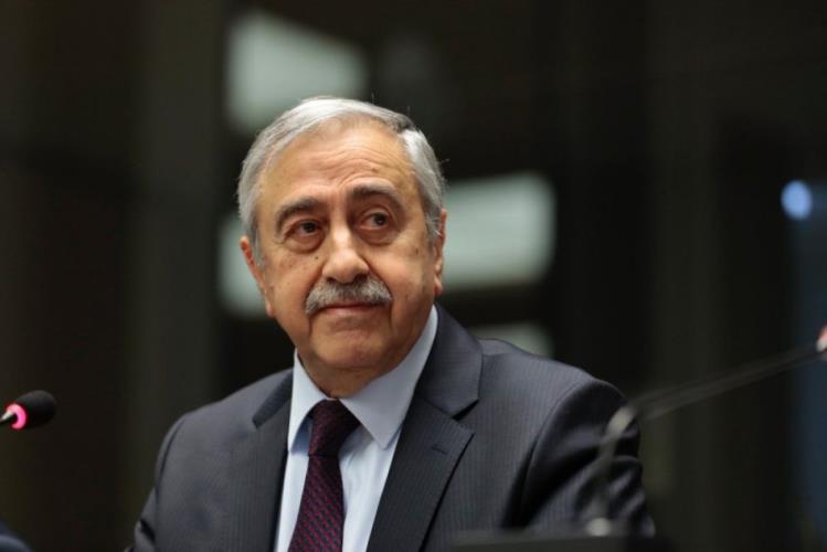 ακ