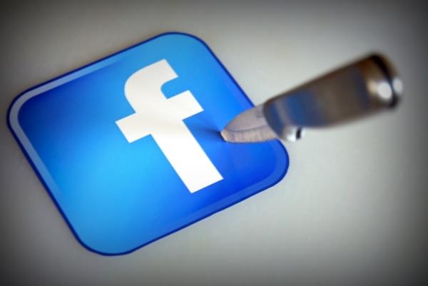 ΠΡΟΣΤΙΜΟ FACEBOOK
