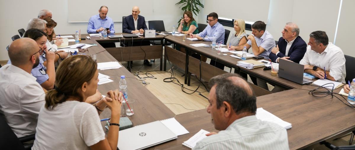 Ανακοίνωσε εννέα μέτρα στη βάση του πορίσματος για ΤΑΚΑΤΑ ο Βαφεάδης-Σκέψεις για παράταση ανάκλησης των ΜΟΤ Ανακοίνωσε εννέα μέτρα στη βάση του πορίσματος για ΤΑΚΑΤΑ ο Βαφεάδης-Σκέψεις για παράταση ανάκλησης των ΜΟΤ