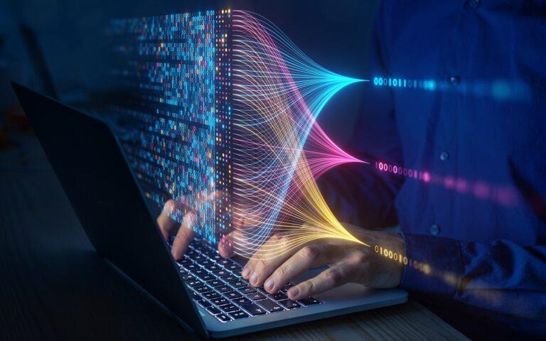 shutterstock_ai_artificial_intelligence_texniti_noimosini_tn_data-768x480