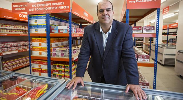 Stelios Haji-Ioannou in easyFoodstore