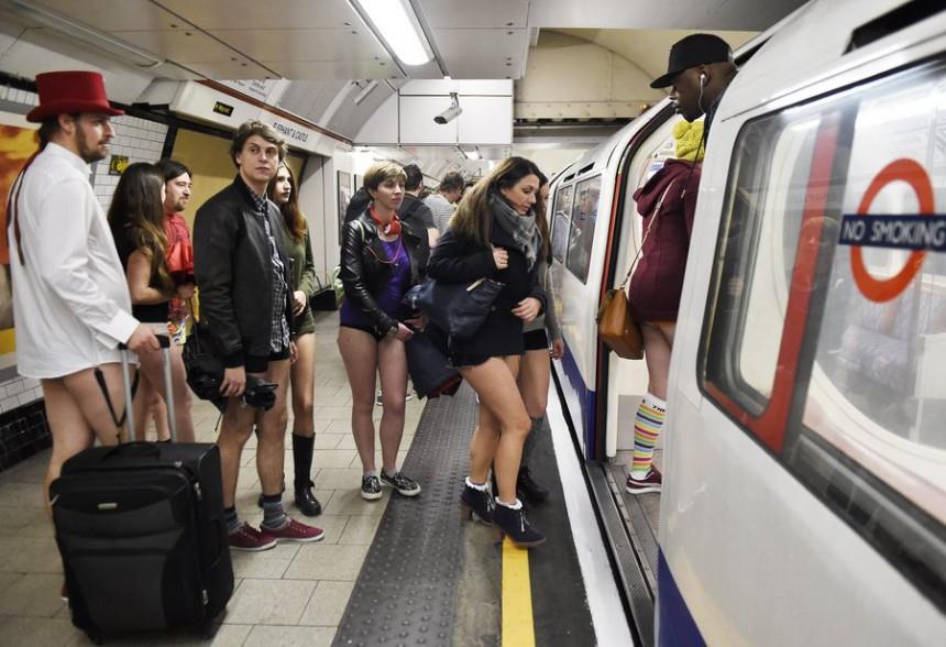 No Pants Subway Ride 