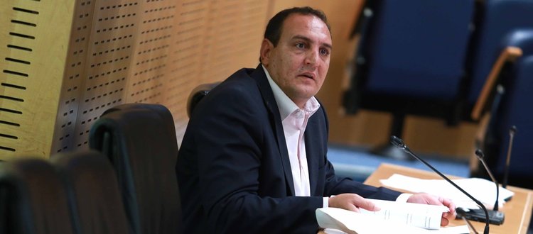 koulas