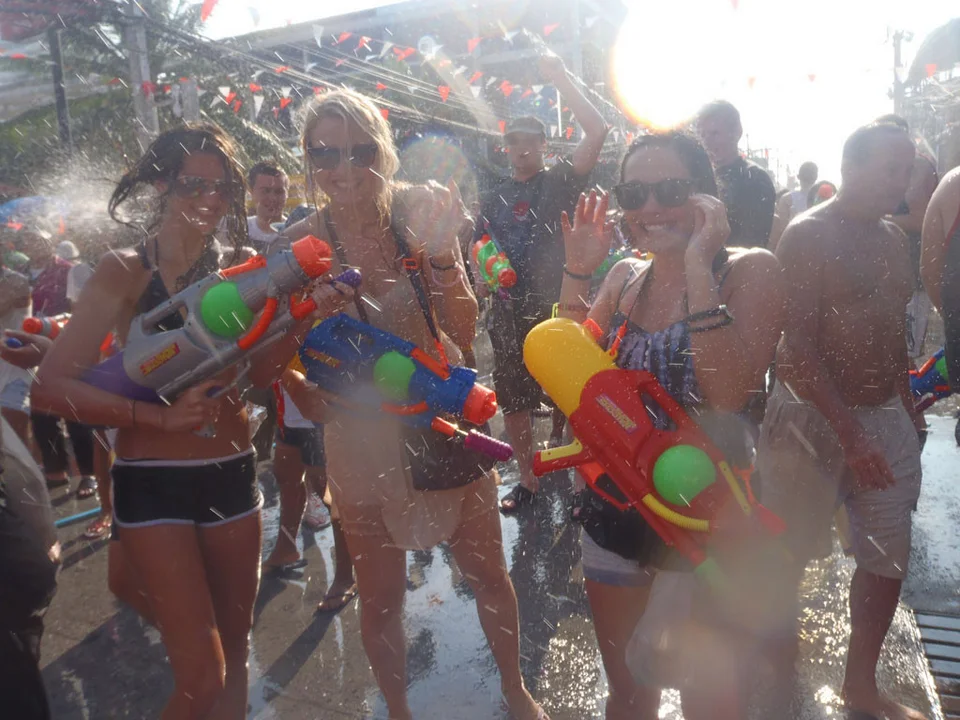 Songkran-Thai-New-Year-1024x768.jpg
